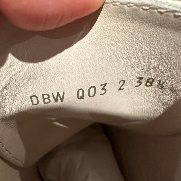 Authentic Valentino Garavani Vlogo Leather Ankle Boots - Picture 10 of 10